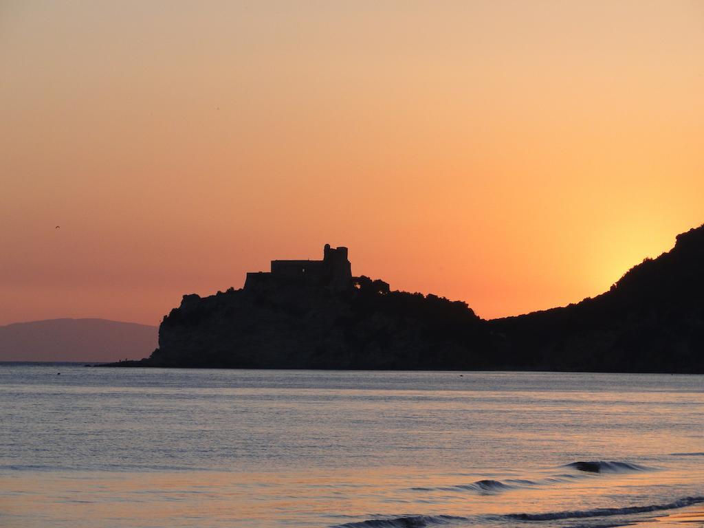 Camping Village Santapomata Castiglione della Pescaia Buitenkant foto